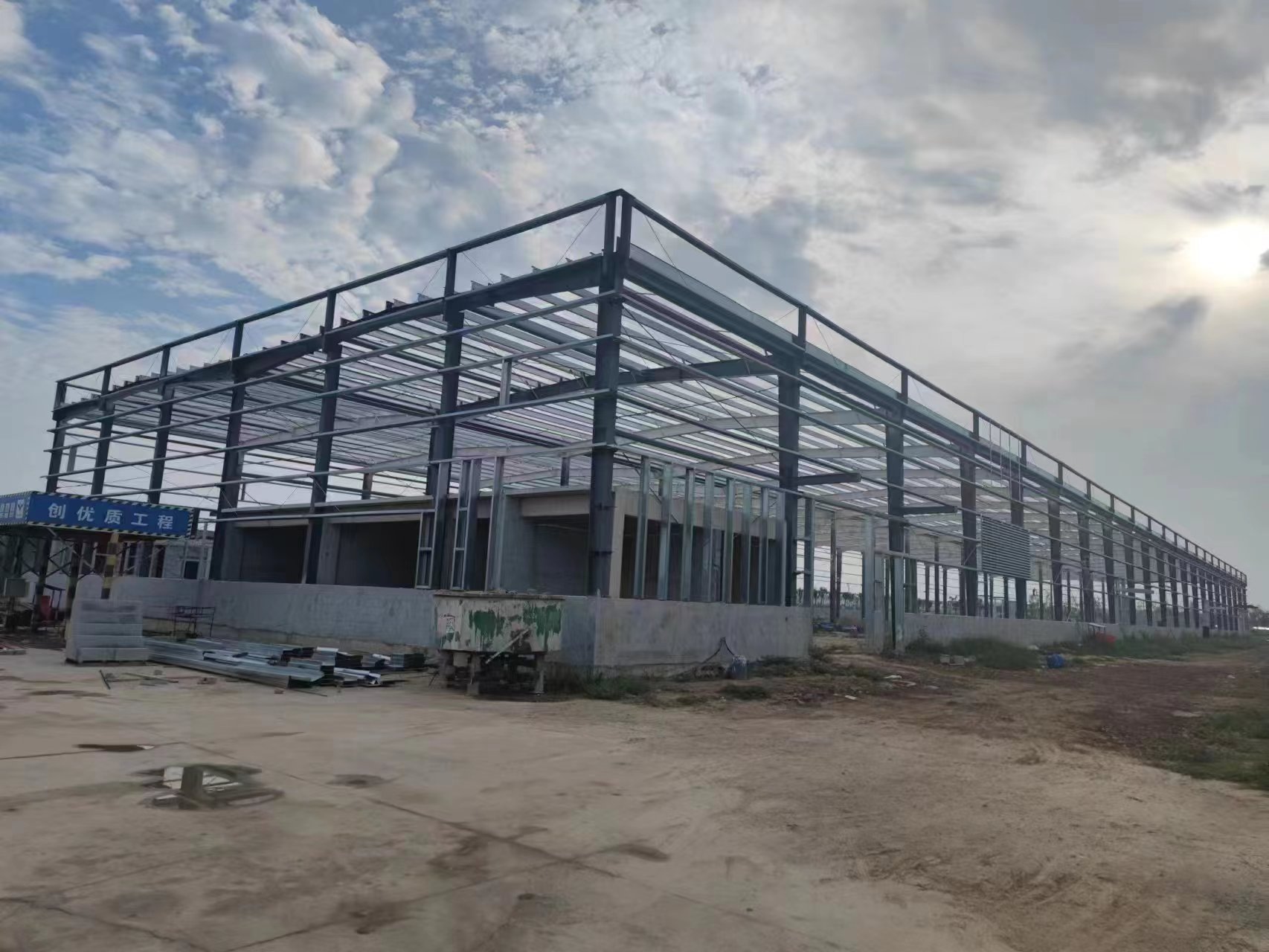 上海鋼結(jié)構(gòu)廠房13585605056周先生