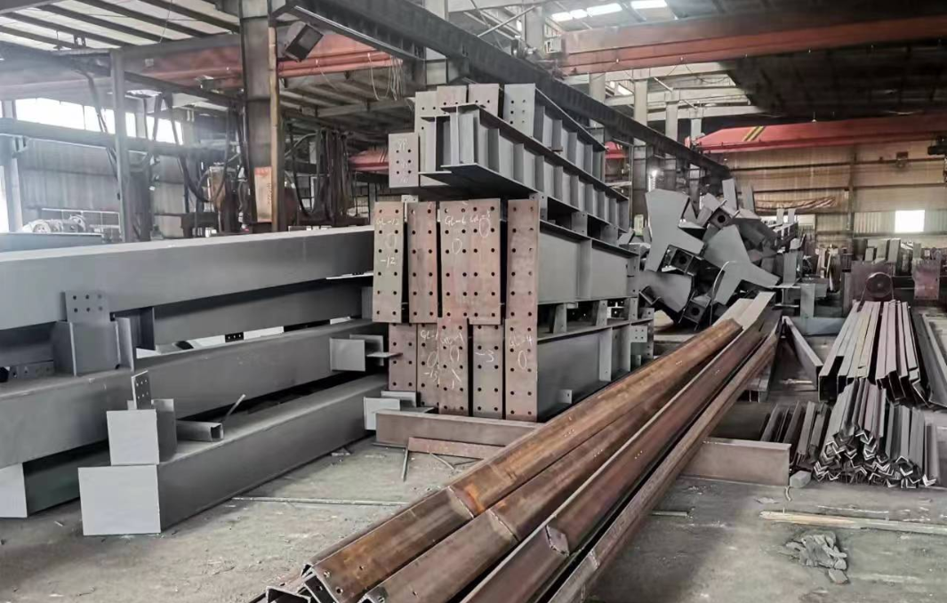 上海鋼結(jié)構(gòu)大作是這樣建成的13585605056周先生 上海鋼結(jié)構(gòu)大作是這樣建成的13585605056周先生